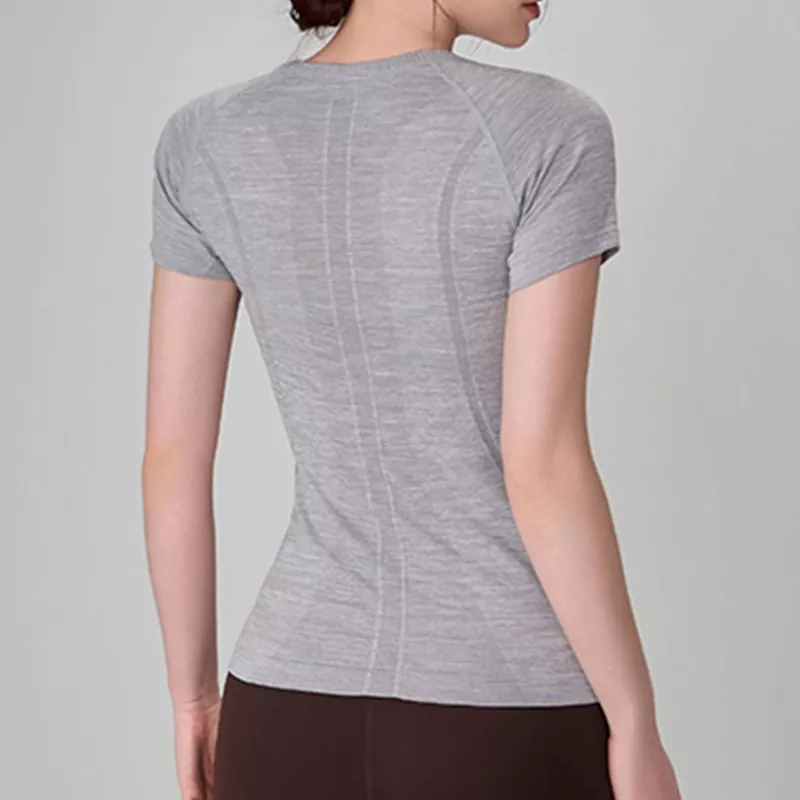 Seamless Antibacterial Slim-Fit Yoga Top